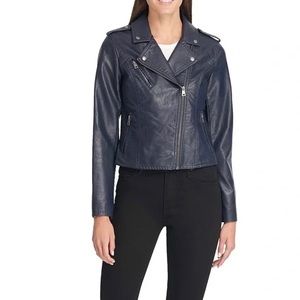 Levi’s Navy Blue Faux Leather Jacket 💙😱